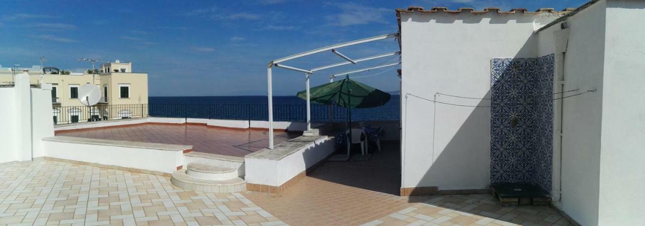 Terrazzo 73 Villa Ischia Buitenkant foto